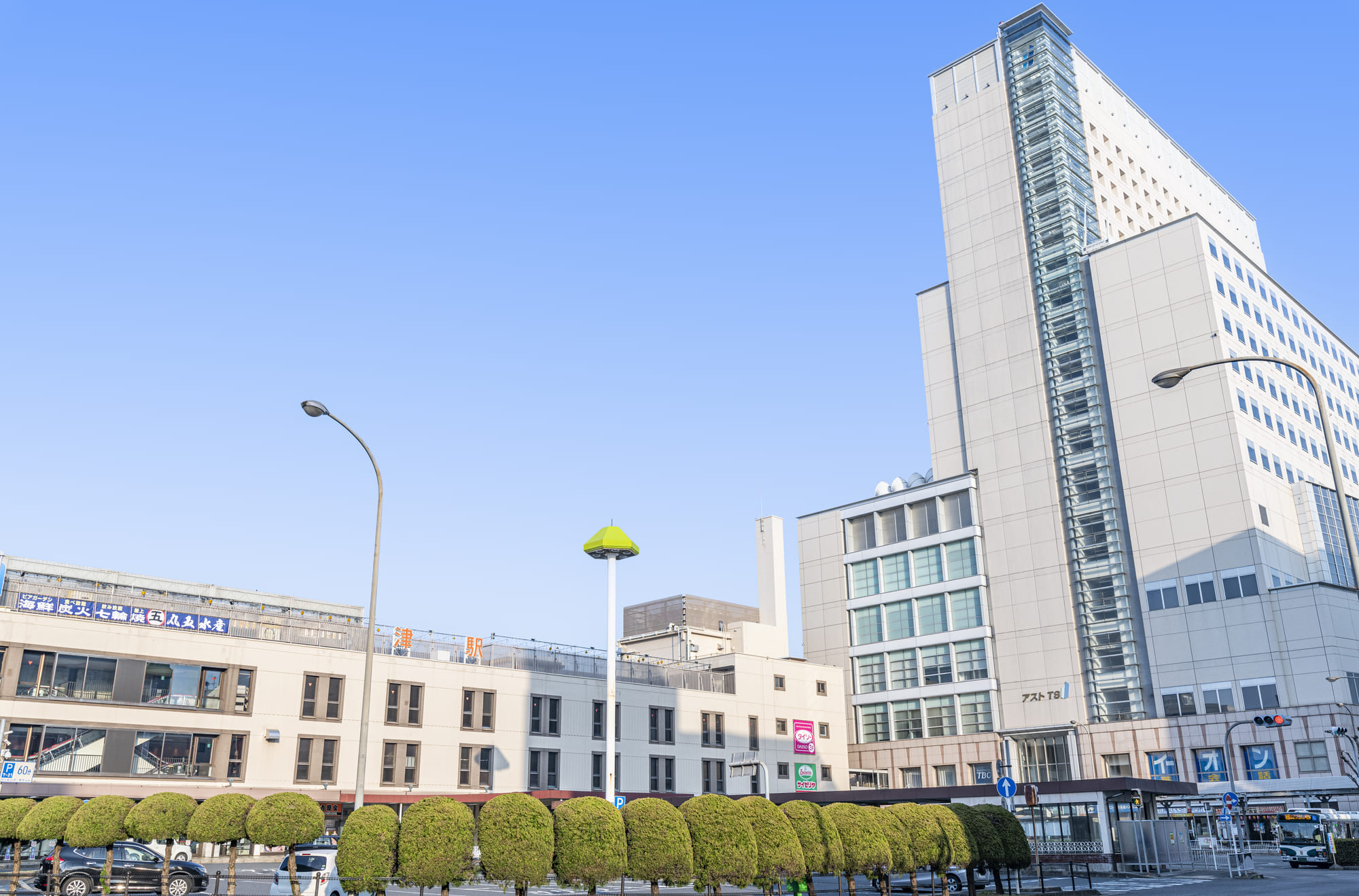 アロマパンダ通信がおすすめする三重県津・松阪エリアのメンズエステ店を紹介します。ご自宅やホテルに出張可能なメンズエステもあります。割引情報も要チェック!